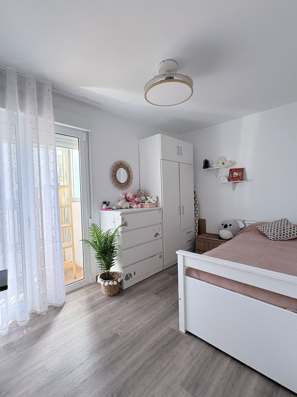 3 Bed Apartment for sale in Fuengirola Costa Del Sol, Málaga, Spain