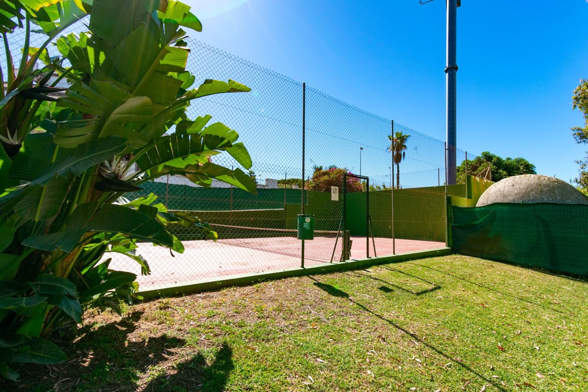 Se vende Adosada de 3 dormitorios en Costa Del Sol, Málaga, España