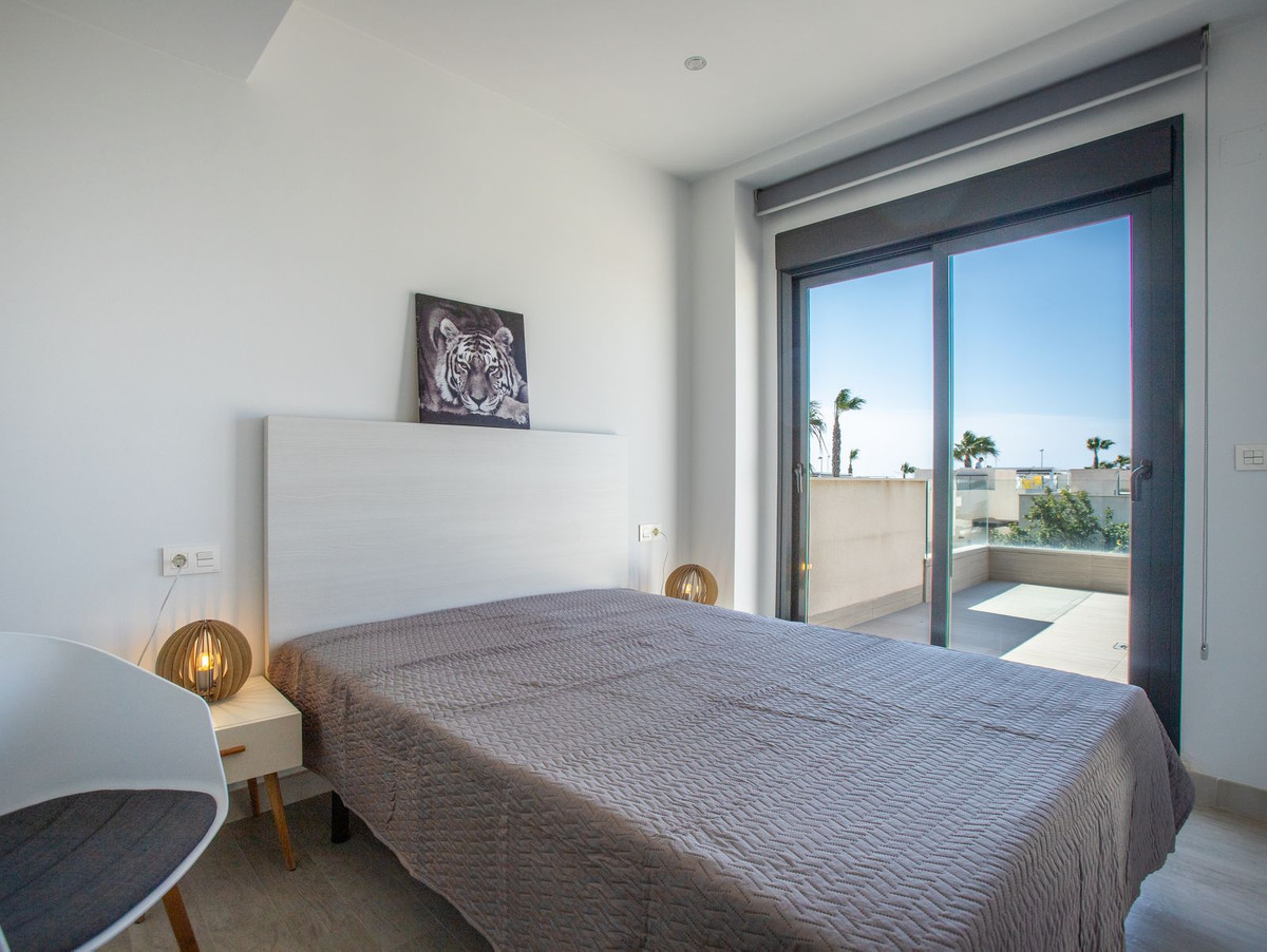 3 Bed Townhouse for sale in Rojales Costa Blanca, Alicante, Spain