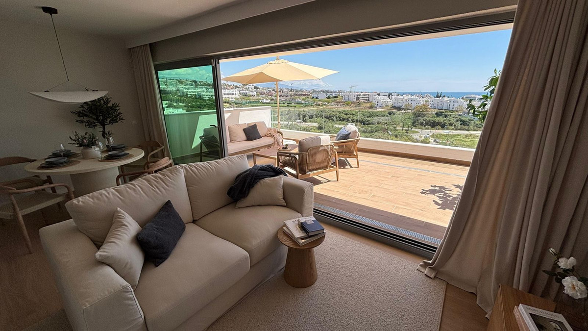2 Bed Apartment for sale in Estepona Costa Del Sol, Málaga, Spain