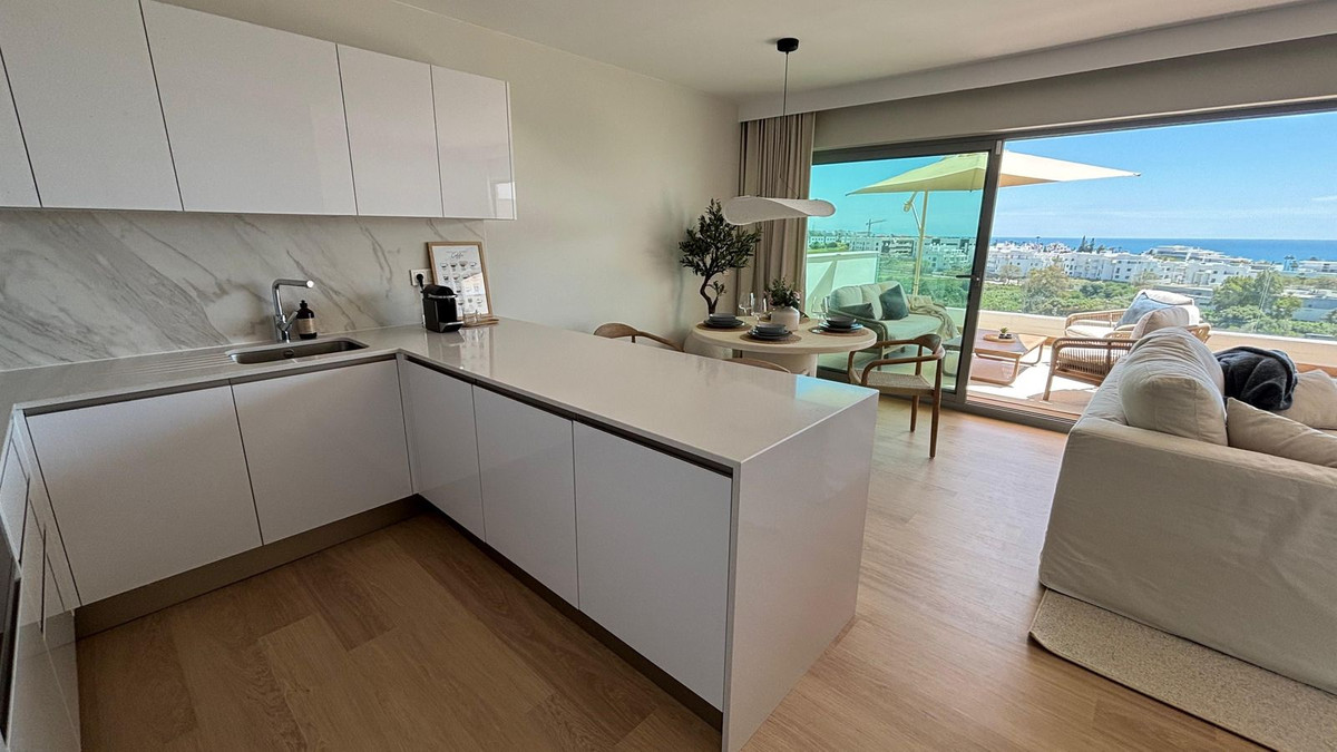 2 Bed Apartment for sale in Estepona Costa Del Sol, Málaga, Spain