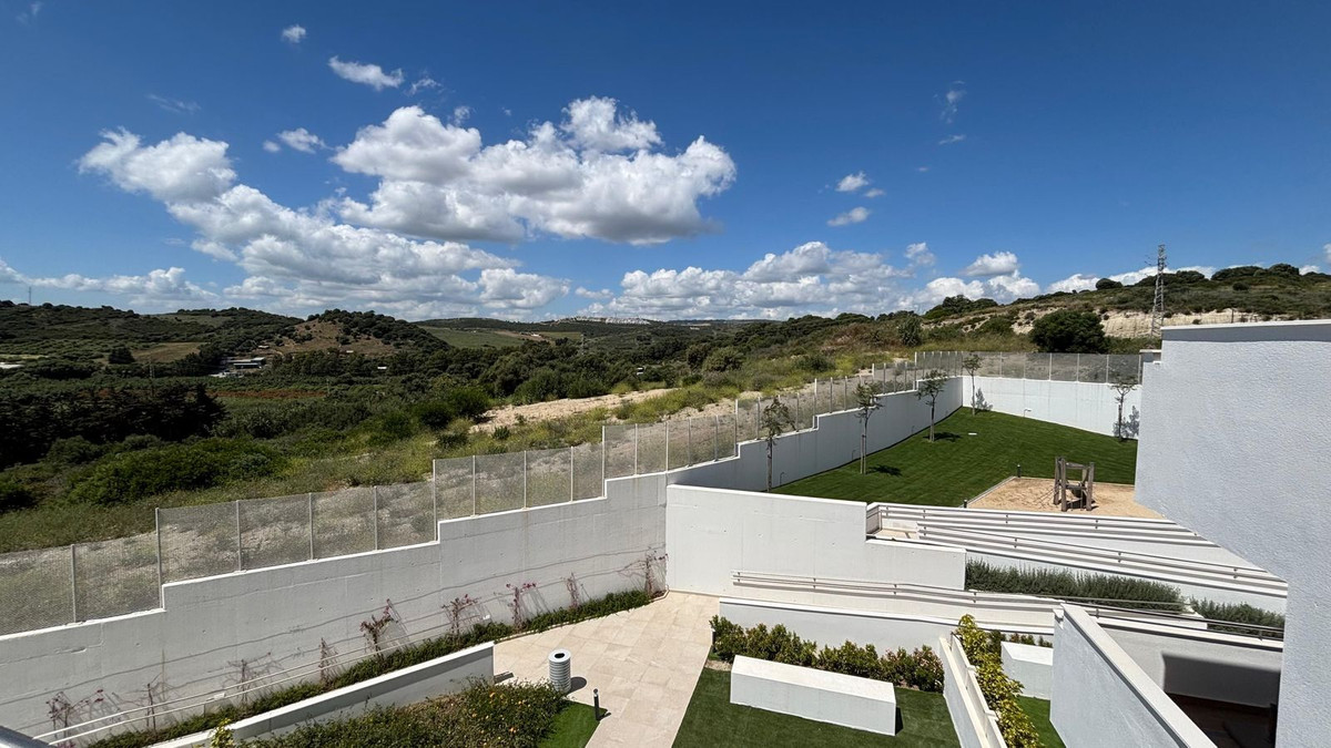 2 Bed Apartment for sale in Estepona Costa Del Sol, Málaga, Spain
