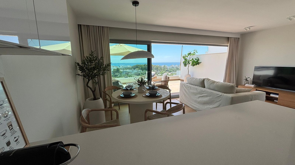 2 Bed Apartment for sale in Estepona Costa Del Sol, Málaga, Spain