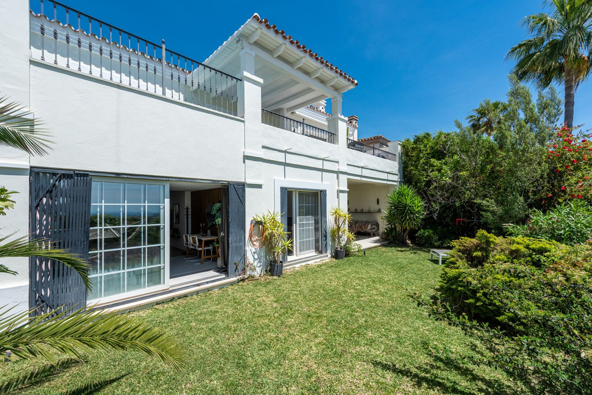 3 Bed Townhouse for sale in Nueva Andalucía Costa Del Sol, Málaga, Spain