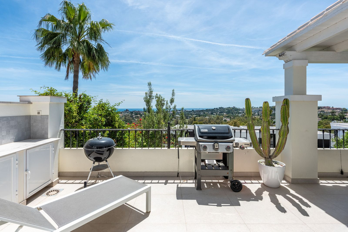 3 Bed Townhouse for sale in Nueva Andalucía Costa Del Sol, Málaga, Spain