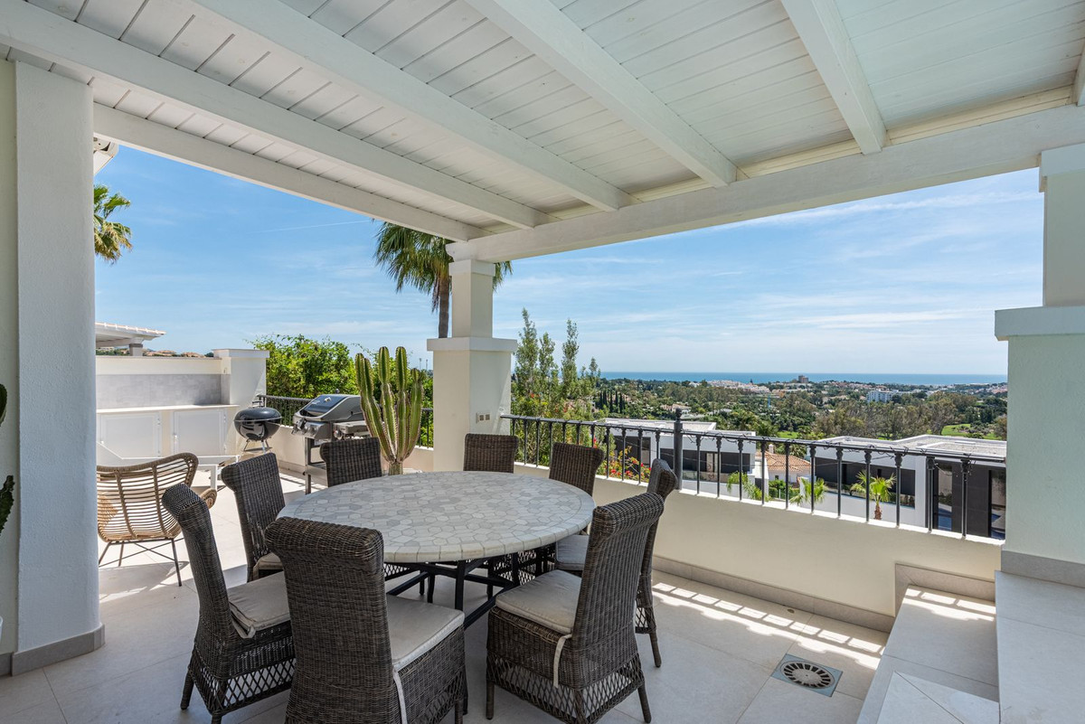 3 Bed Townhouse for sale in Nueva Andalucía Costa Del Sol, Málaga, Spain