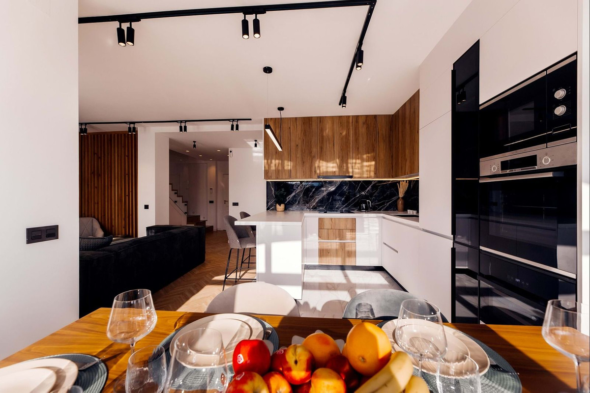 3 Bed Apartment for sale in La Quinta Costa Del Sol, Málaga, Spain