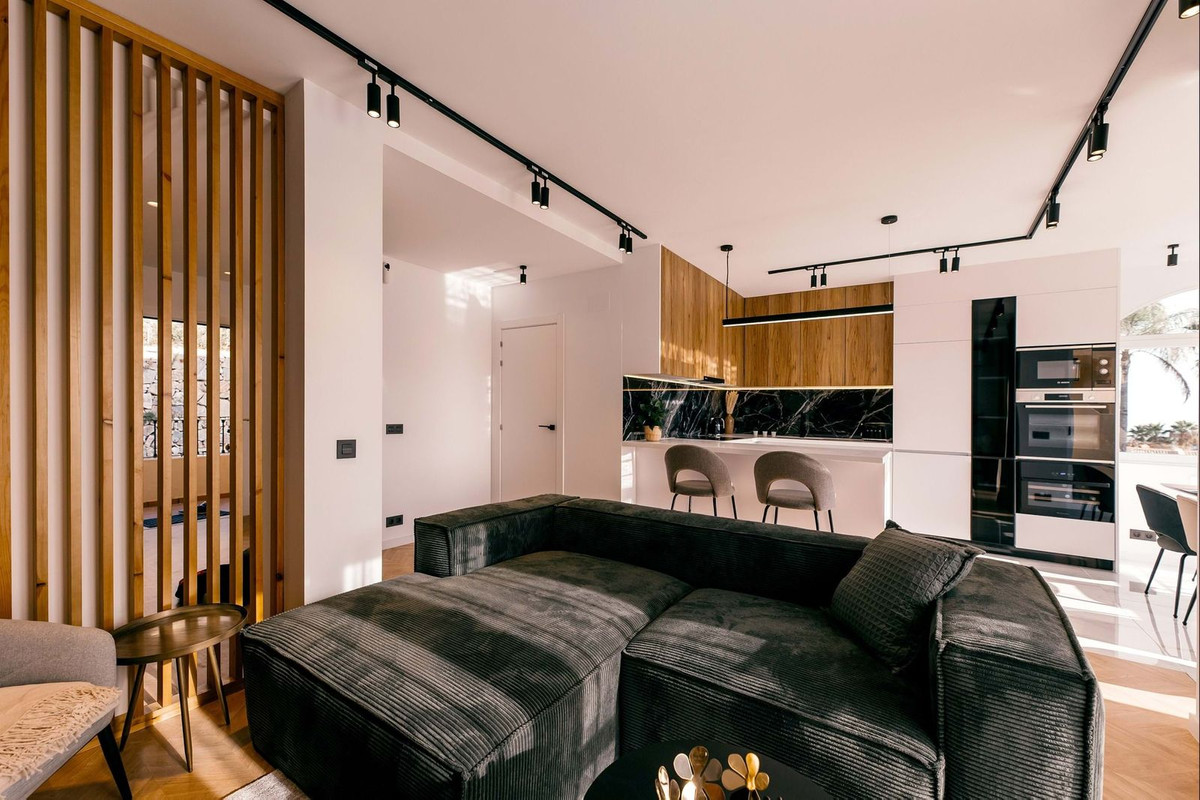 3 Bed Apartment for sale in La Quinta Costa Del Sol, Málaga, Spain
