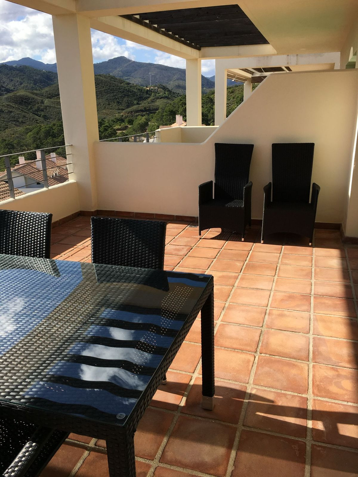 2 Bed Apartment for sale in Selwo Costa Del Sol, Málaga, Spain