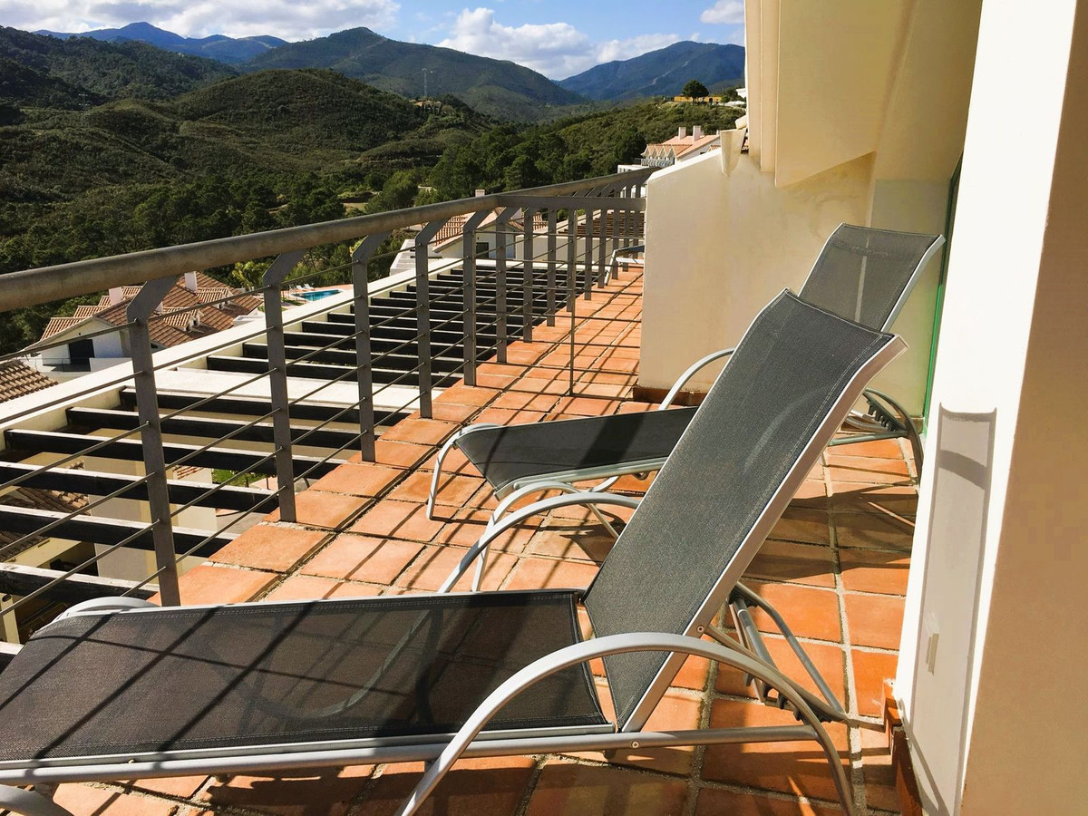 2 Bed Apartment for sale in Selwo Costa Del Sol, Málaga, Spain