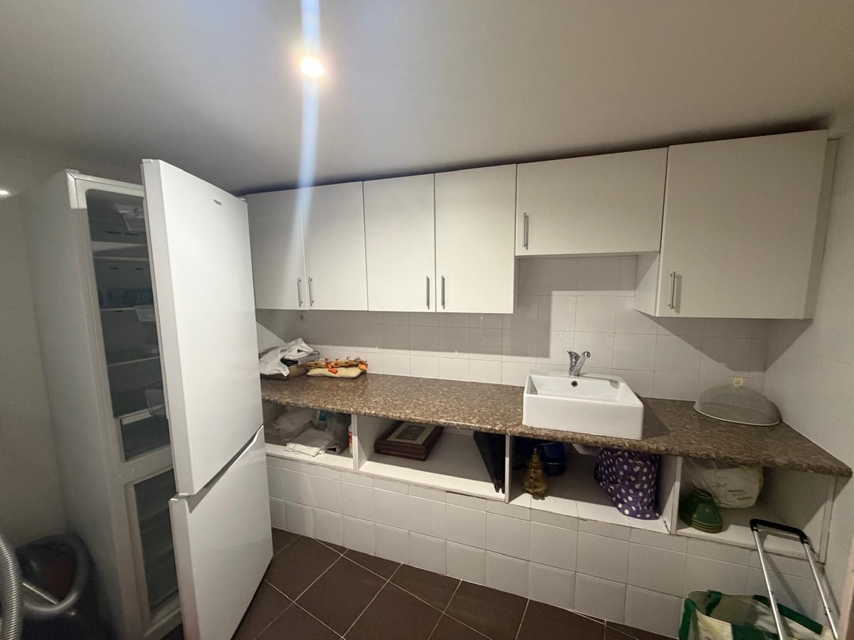 3 Bed Townhouse for sale in Nagüeles Costa Del Sol, Málaga, Spain