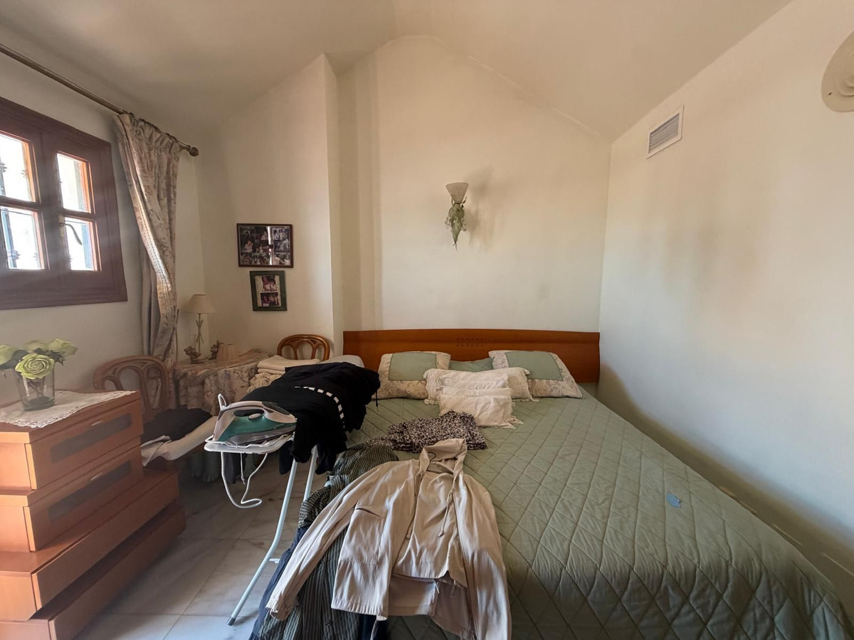 3 Bed Townhouse for sale in Nagüeles Costa Del Sol, Málaga, Spain
