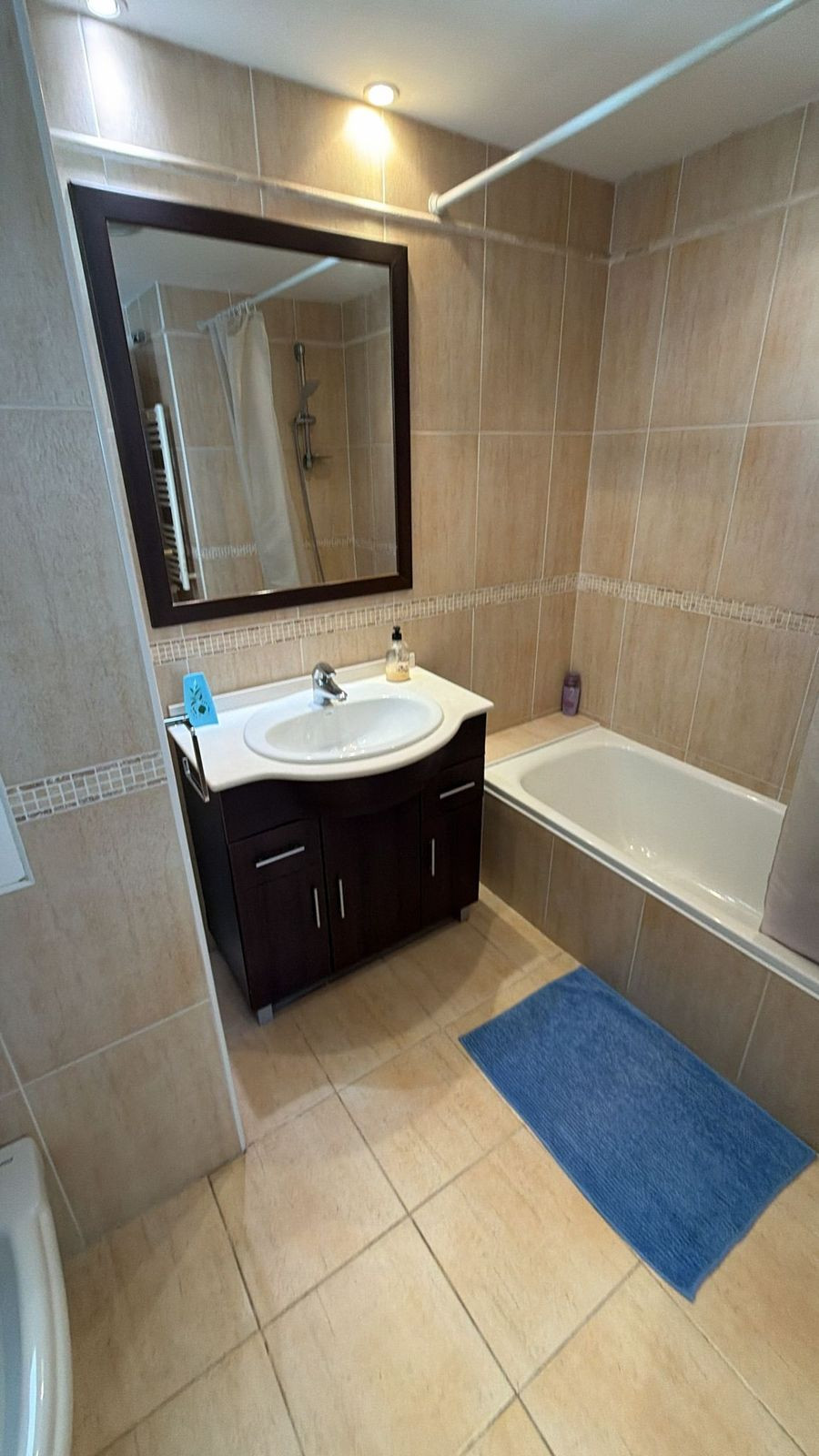 Se vende Apartamento Planta Media de 2 dormitorios en Costa Del Sol, Málaga, España