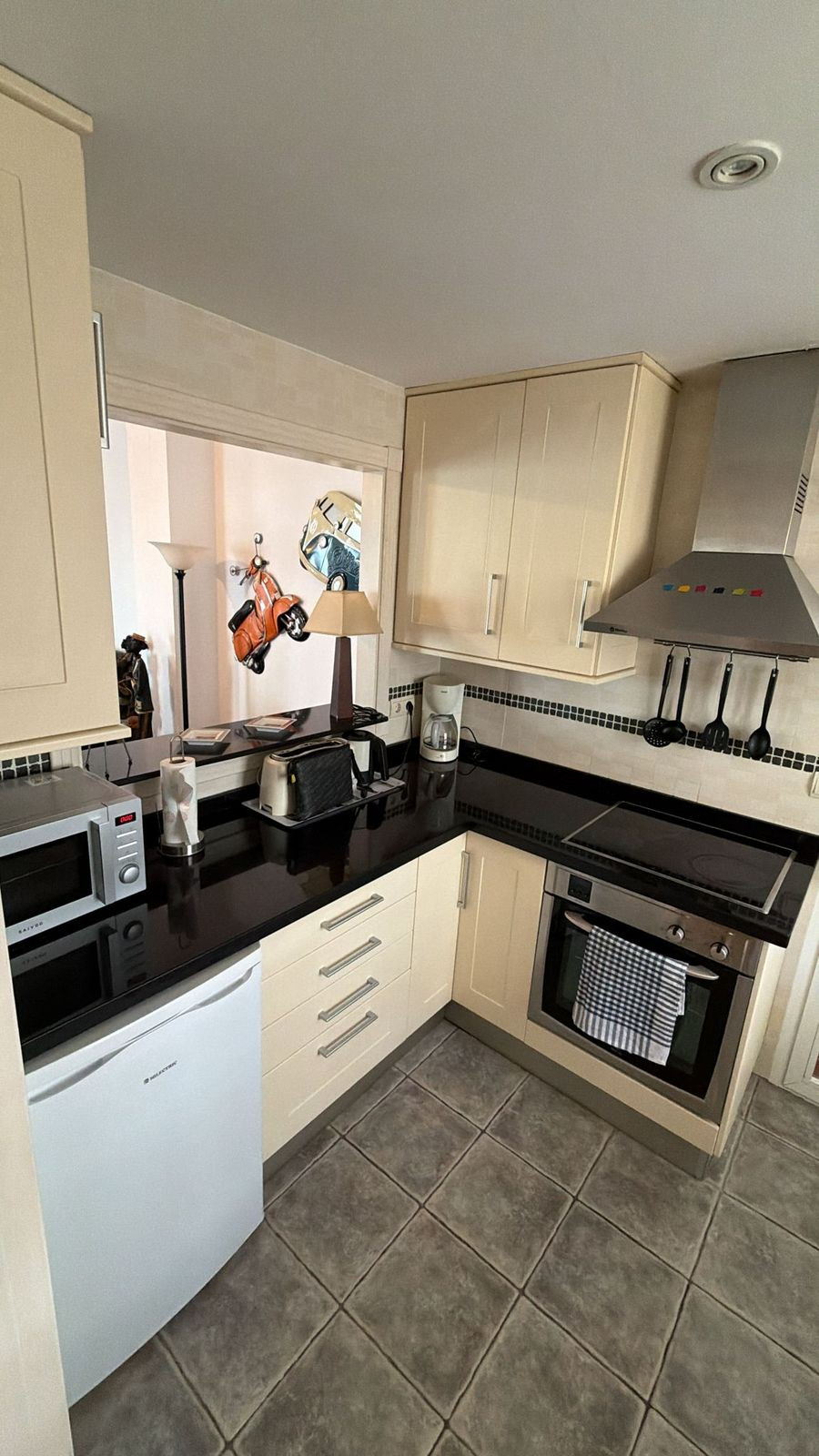 Se vende Apartamento Planta Media de 2 dormitorios en Costa Del Sol, Málaga, España