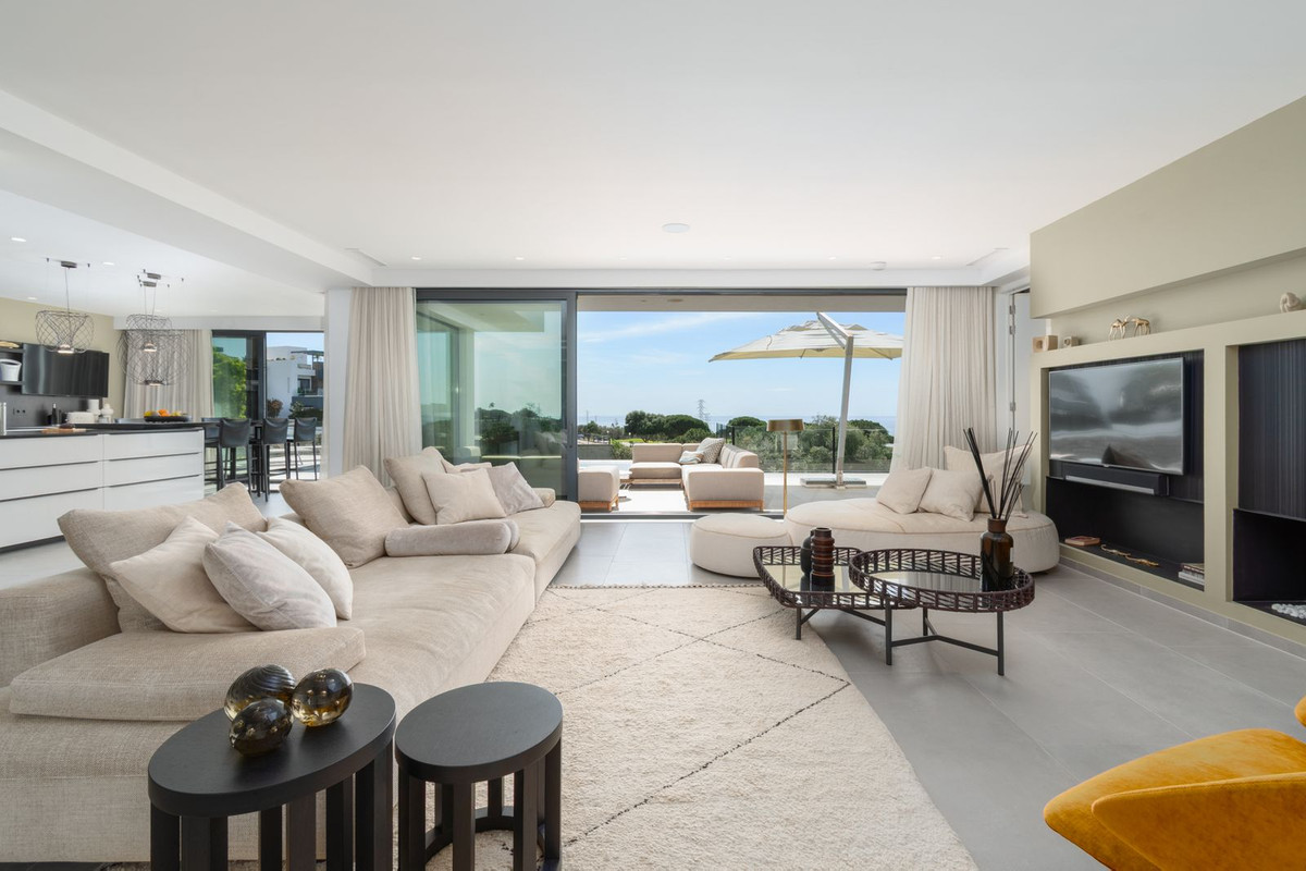 Se vende Villa - Chalet de 5 dormitorios en Costa Del Sol, Málaga, España