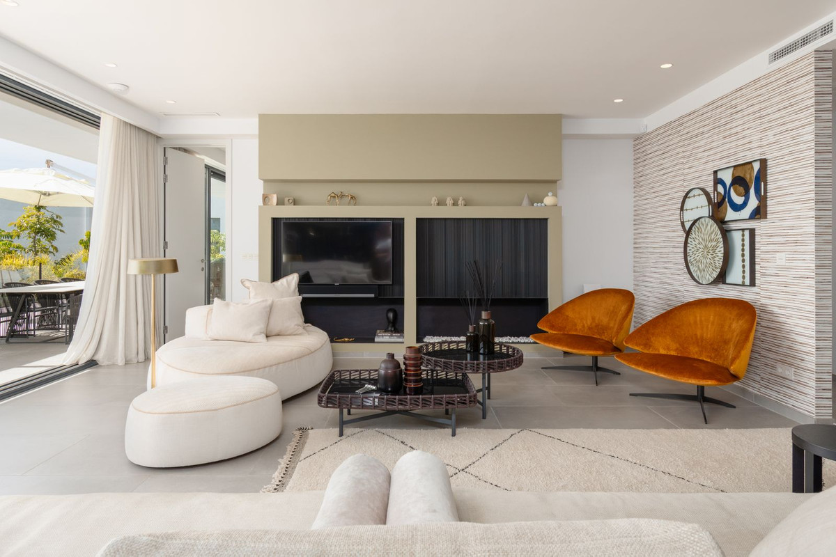 Se vende Villa - Chalet de 5 dormitorios en Costa Del Sol, Málaga, España
