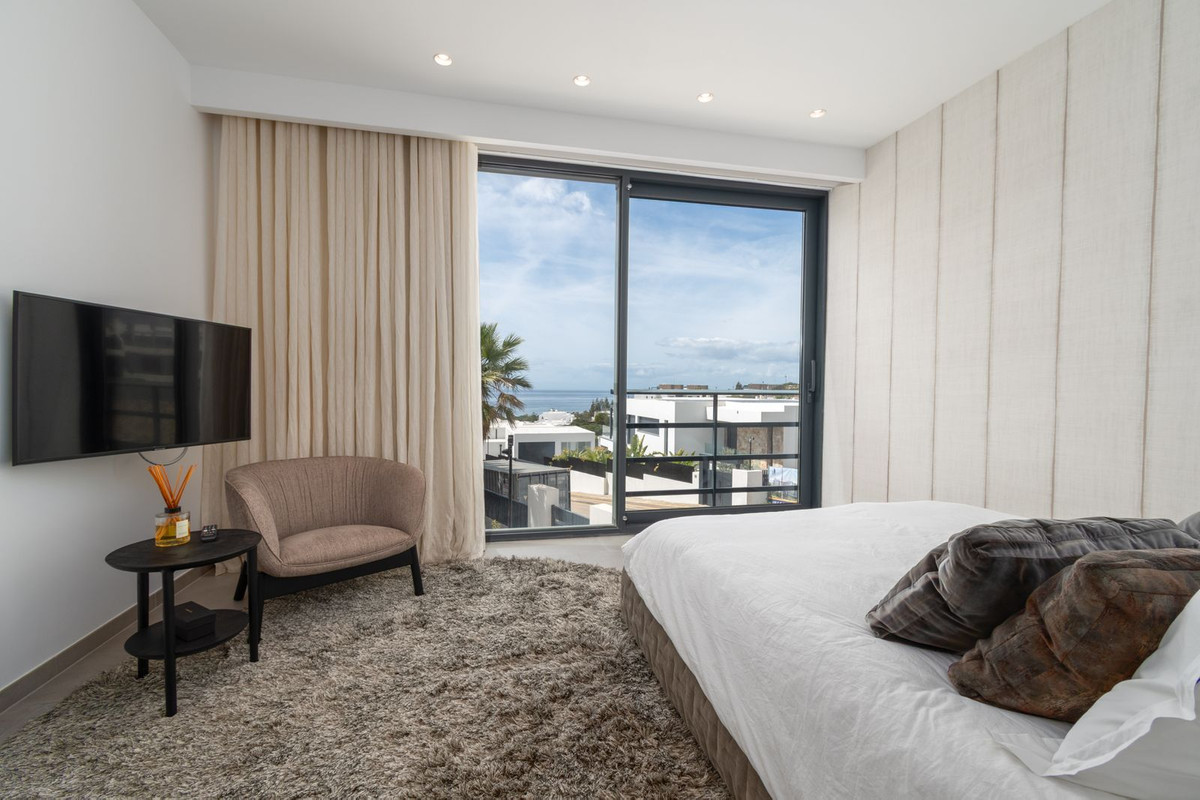 Se vende Villa - Chalet de 5 dormitorios en Costa Del Sol, Málaga, España