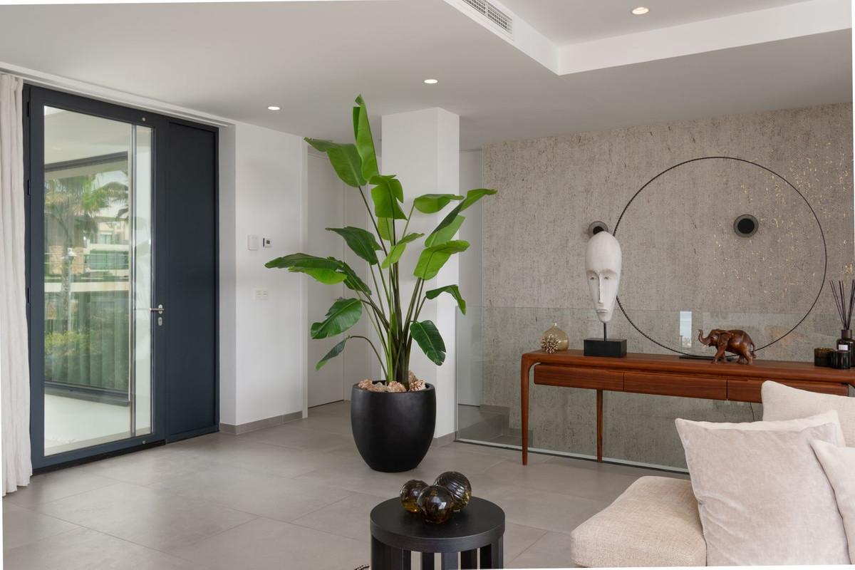 Se vende Villa - Chalet de 5 dormitorios en Costa Del Sol, Málaga, España