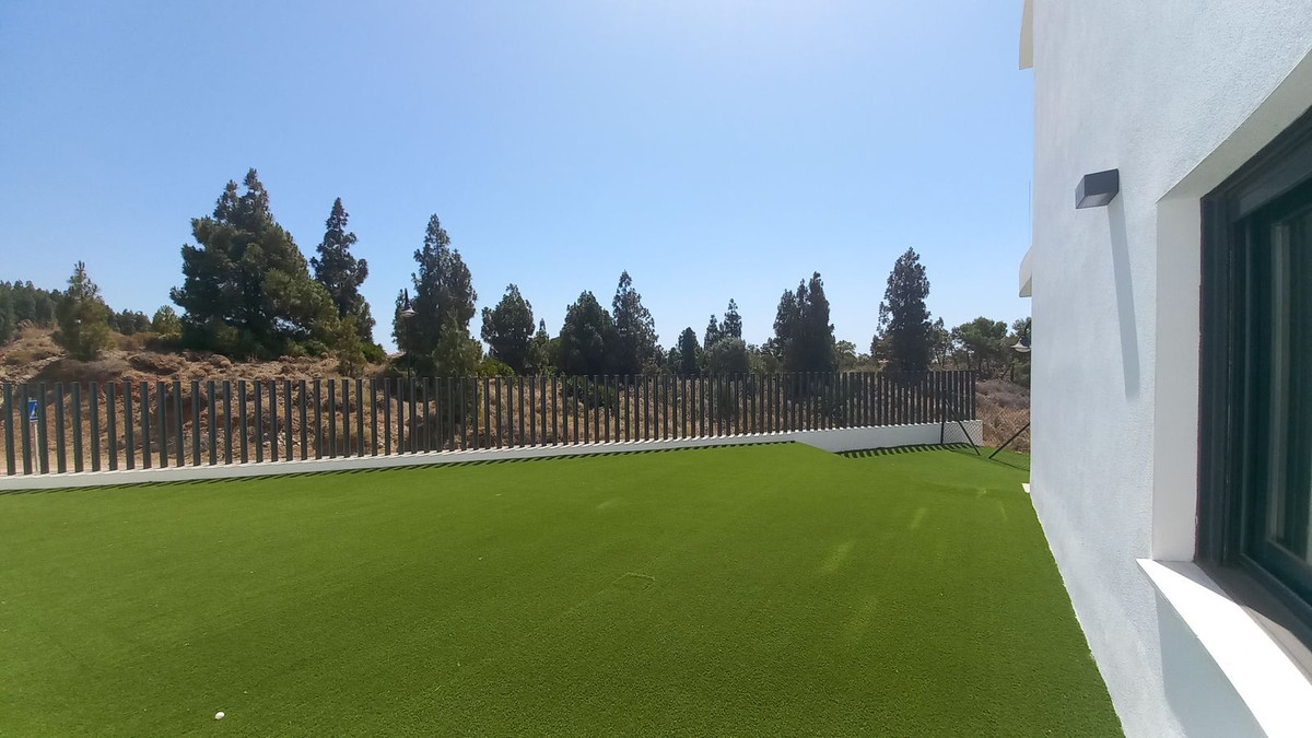 Se vende Apartamento Planta Baja de 2 dormitorios en Costa Del Sol, Málaga, España