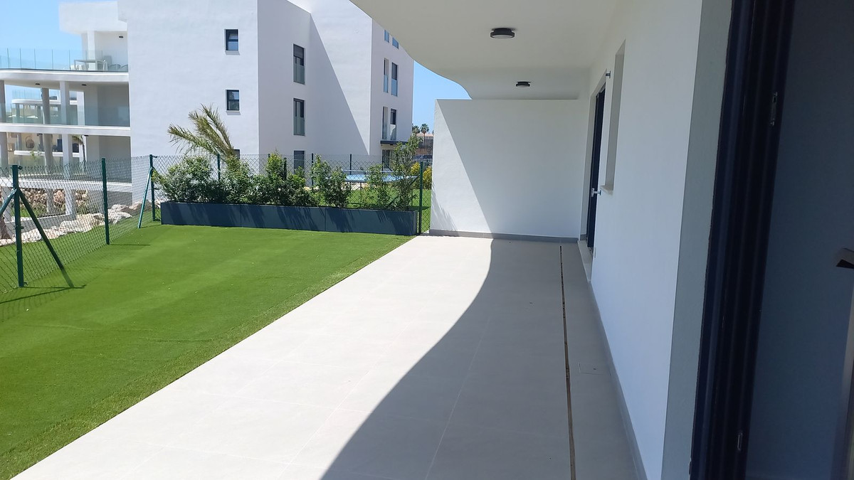Se vende Apartamento Planta Baja de 2 dormitorios en Costa Del Sol, Málaga, España