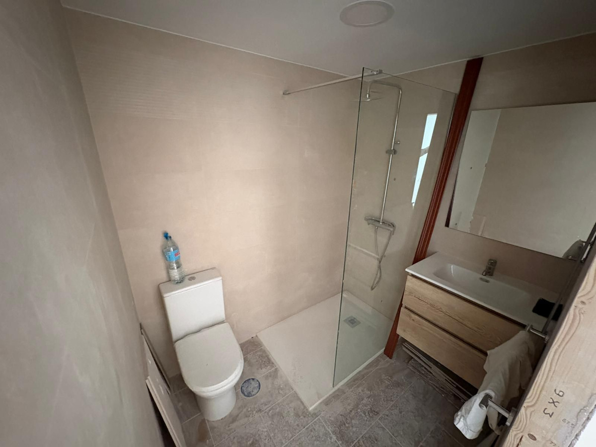 Se vende Apartamento Planta Media de 1 dormitorios en Costa Del Sol, Málaga, España