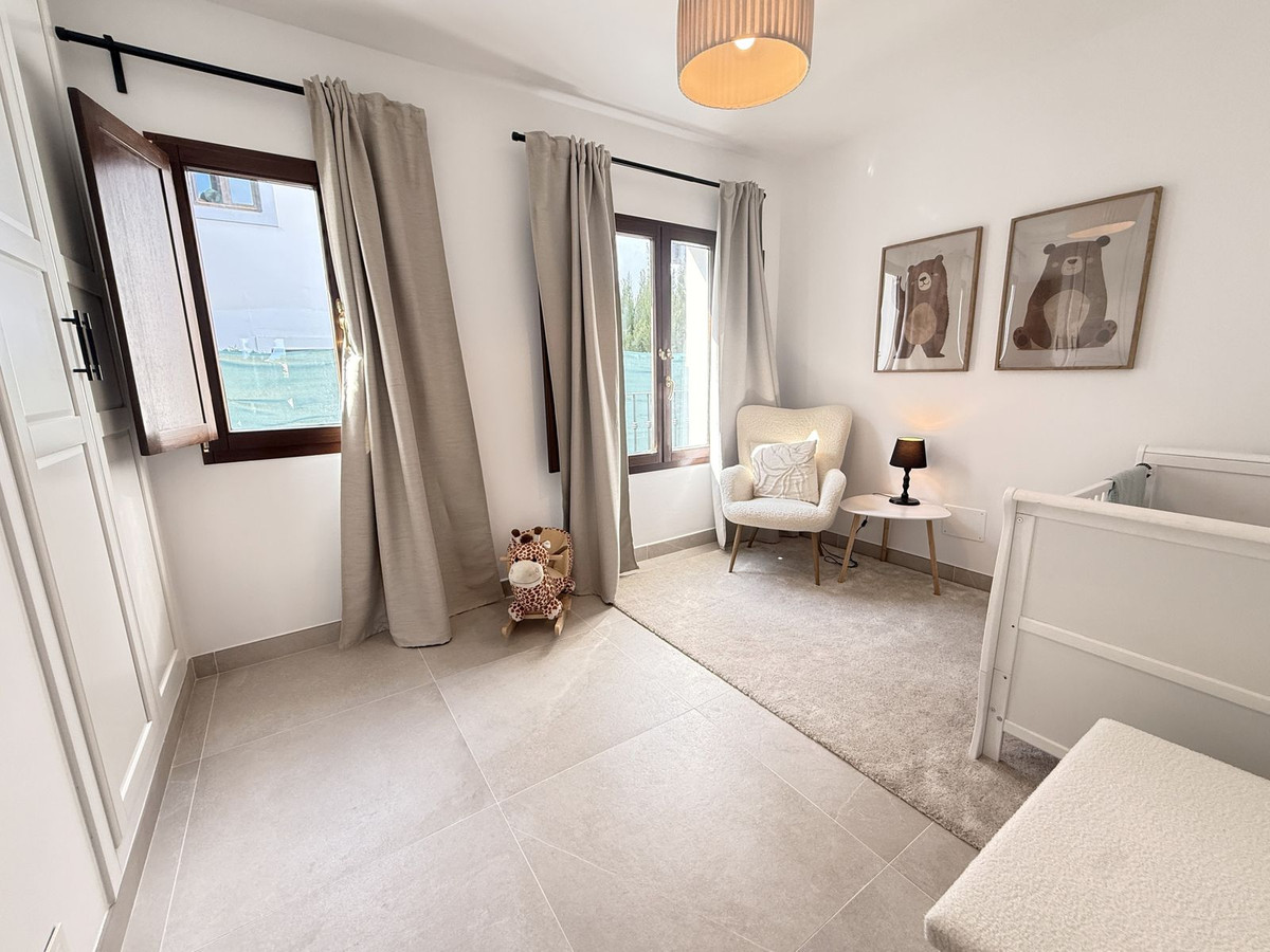 4 Bed Townhouse for sale in Estepona Costa Del Sol, Málaga, Spain