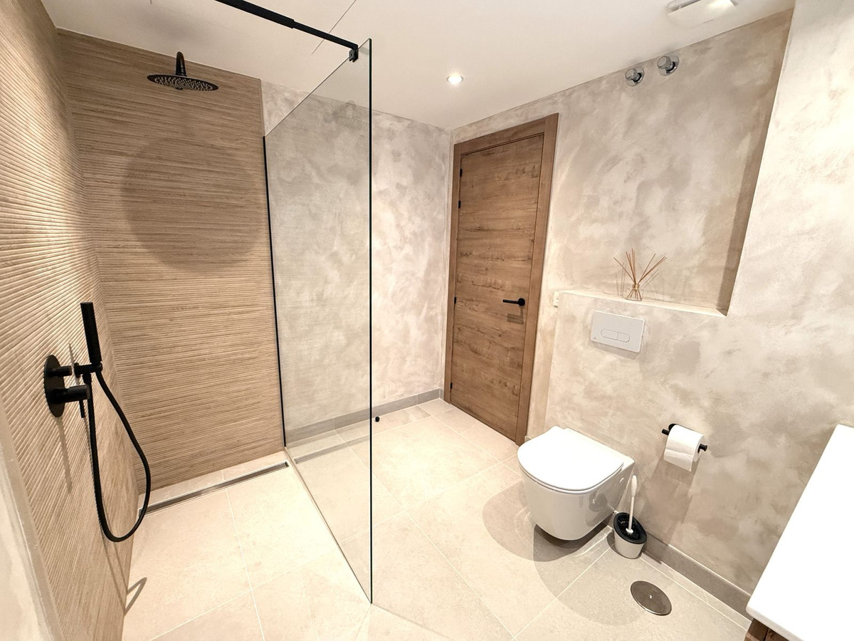 4 Bed Townhouse for sale in Estepona Costa Del Sol, Málaga, Spain