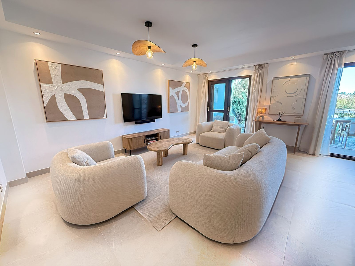 4 Bed Townhouse for sale in Estepona Costa Del Sol, Málaga, Spain