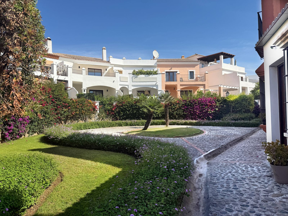 4 Bed Townhouse for sale in Estepona Costa Del Sol, Málaga, Spain