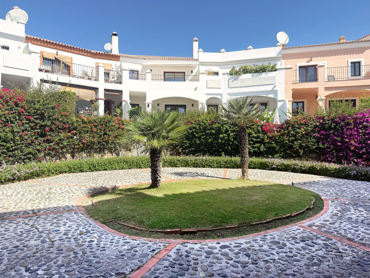 4 Bed Townhouse for sale in Estepona Costa Del Sol, Málaga, Spain