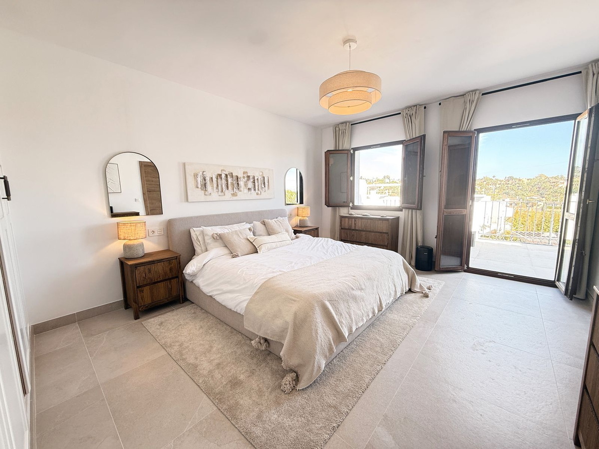 4 Bed Townhouse for sale in Estepona Costa Del Sol, Málaga, Spain