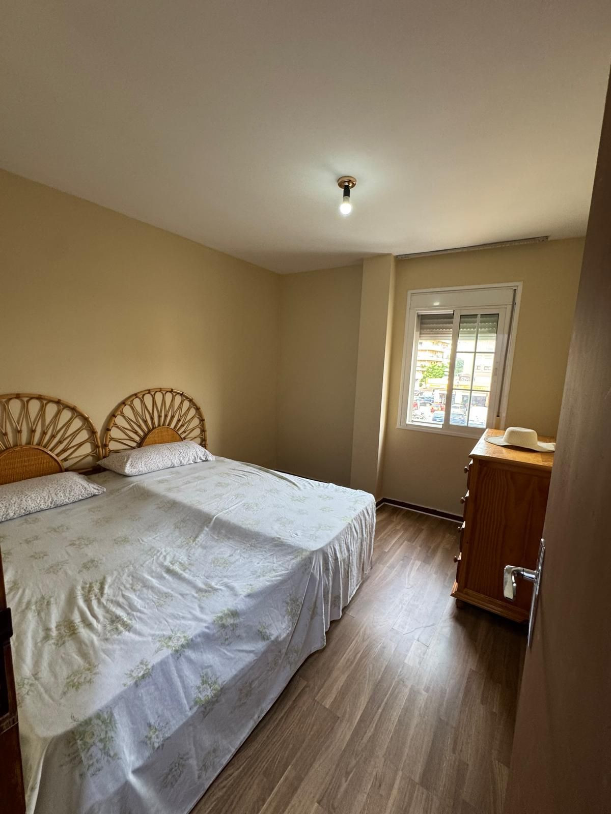 Se vende Apartamento Planta Media de 3 dormitorios en Costa Del Sol, Málaga, España