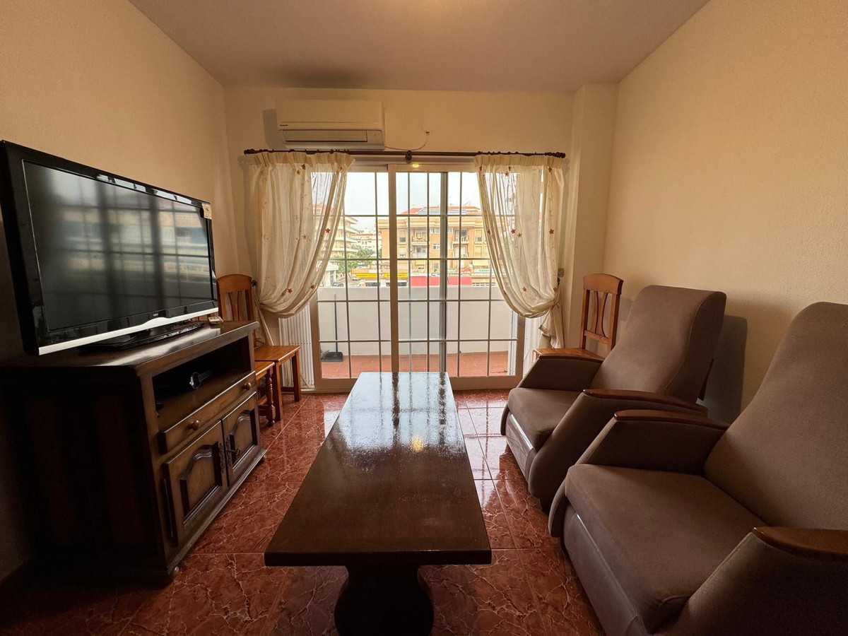 Se vende Apartamento Planta Media de 3 dormitorios en Costa Del Sol, Málaga, España
