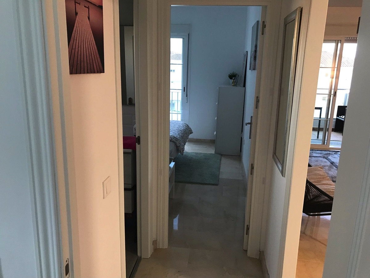 Se vende Apartamento Planta Media de 3 dormitorios en Costa Del Sol, Málaga, España