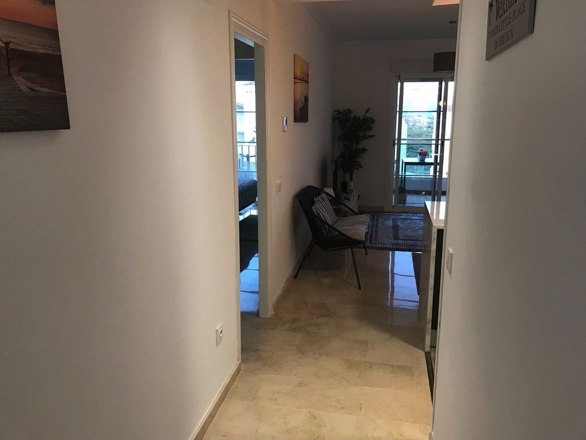 Se vende Apartamento Planta Media de 3 dormitorios en Costa Del Sol, Málaga, España