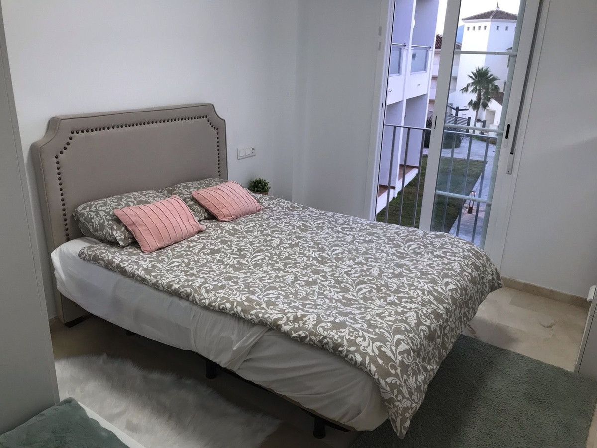 Se vende Apartamento Planta Media de 3 dormitorios en Costa Del Sol, Málaga, España