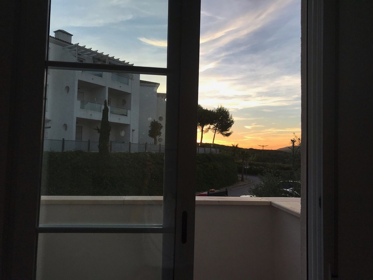 Se vende Apartamento Planta Media de 3 dormitorios en Costa Del Sol, Málaga, España