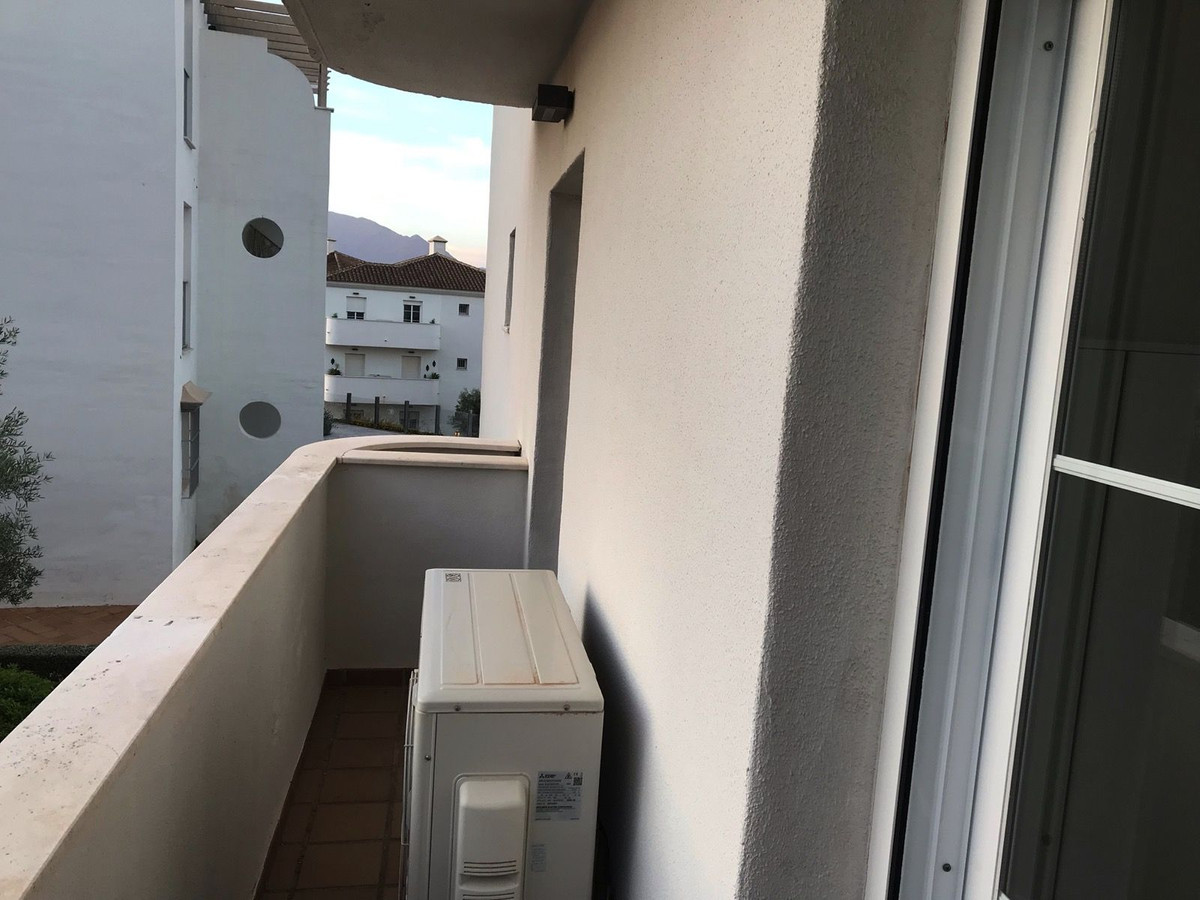 Se vende Apartamento Planta Media de 3 dormitorios en Costa Del Sol, Málaga, España
