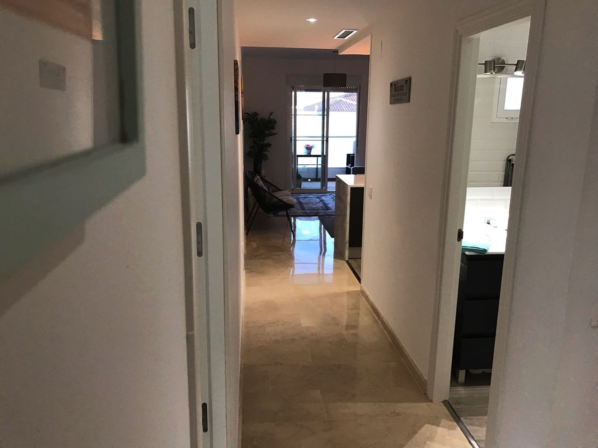 Se vende Apartamento Planta Media de 3 dormitorios en Costa Del Sol, Málaga, España