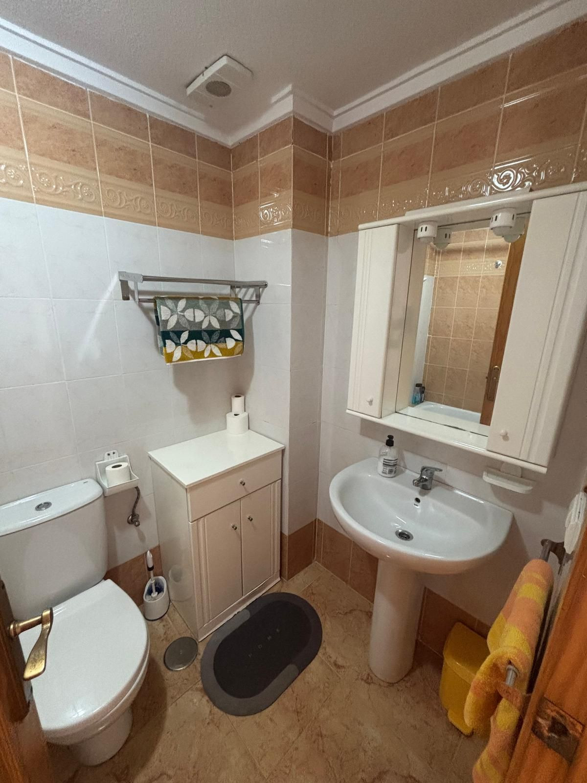 Se vende Apartamento en Planta Última de 2 dormitorios en Costa Blanca, Alicante, España