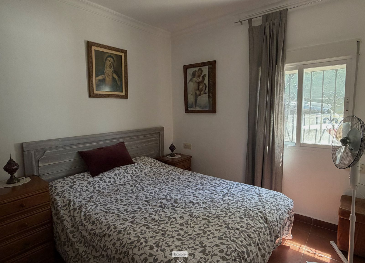 6 Bed Townhouse for sale in Estepona Costa Del Sol, Málaga, Spain