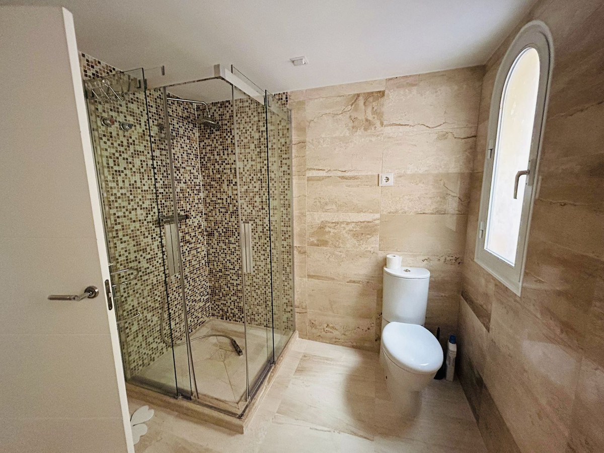 2 Bed Apartment for sale in Elviria Costa Del Sol, Málaga, Spain