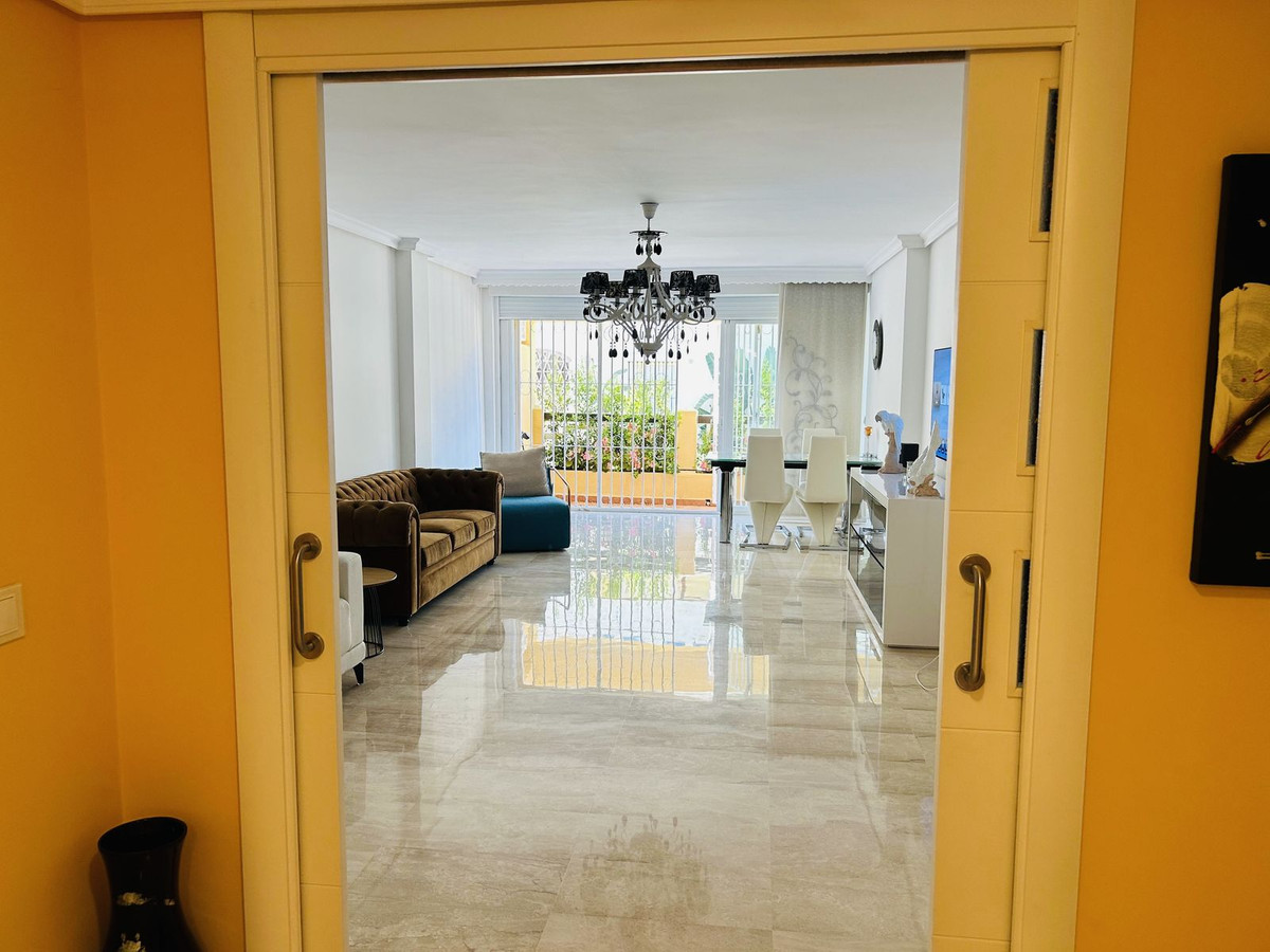 2 Bed Apartment for sale in Elviria Costa Del Sol, Málaga, Spain
