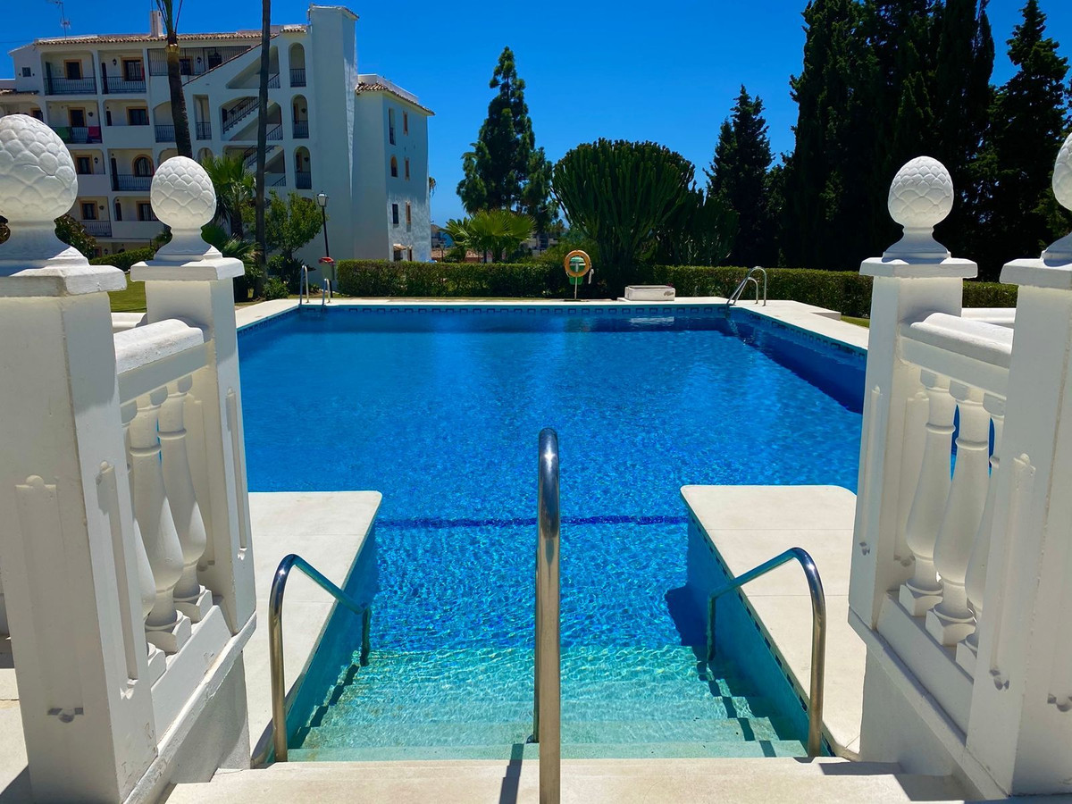2 Bed Apartment for sale in Riviera Del Sol Costa Del Sol, Málaga, Spain