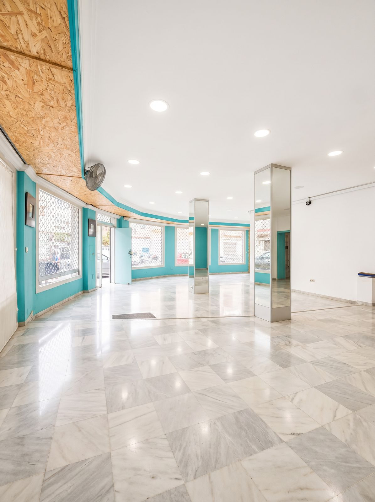 Se vende Tienda  en Costa Del Sol, Málaga, España