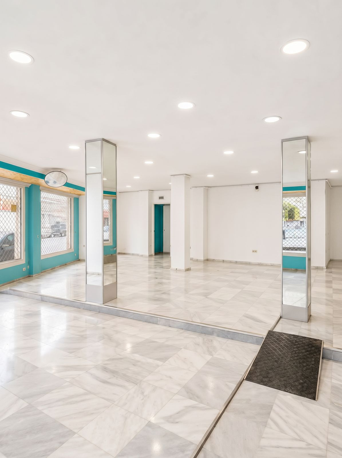 Se vende Tienda  en Costa Del Sol, Málaga, España