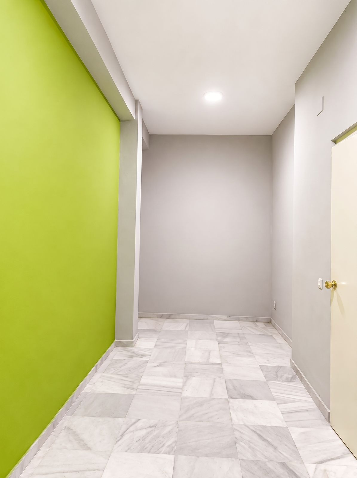 Se vende Tienda  en Costa Del Sol, Málaga, España