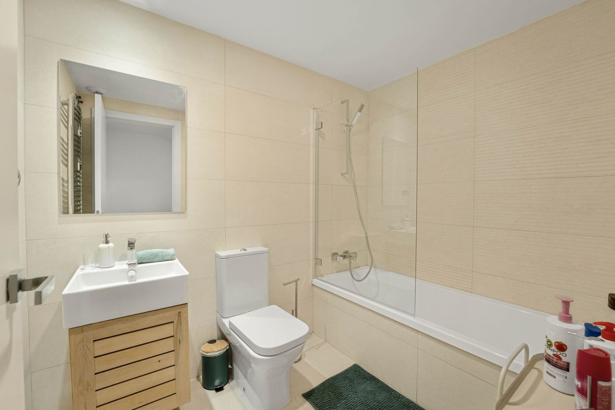 3 Bed Apartment for sale in San Roque Costa Del Sol, Cádiz, Spain