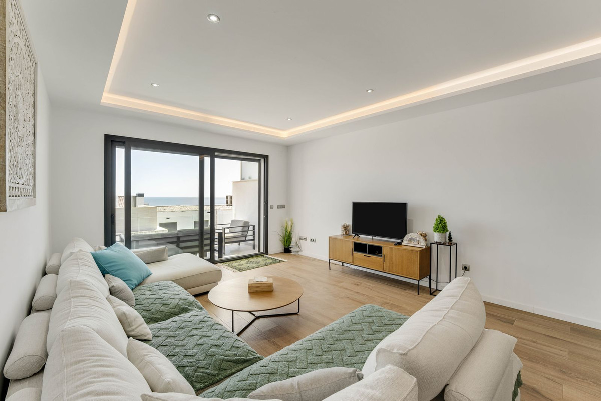 3 Bed Apartment for sale in San Roque Costa Del Sol, Cádiz, Spain