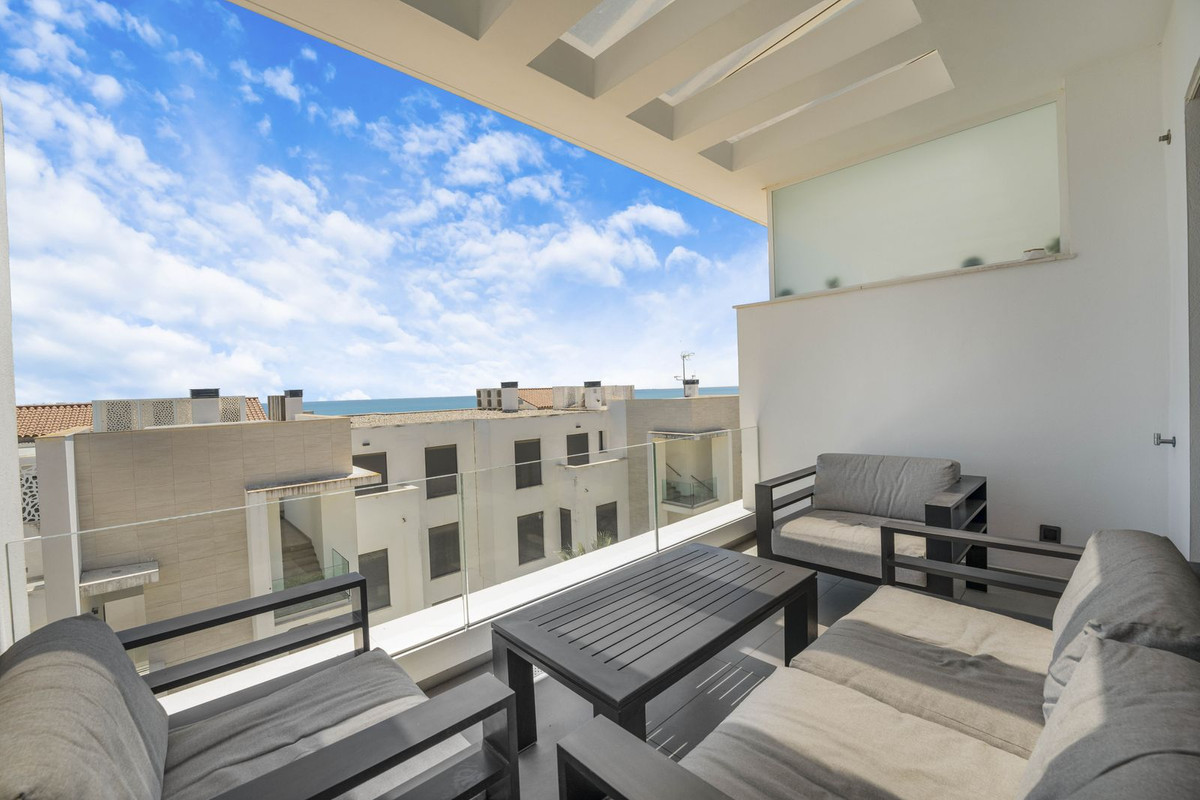 3 Bed Apartment for sale in San Roque Costa Del Sol, Cádiz, Spain